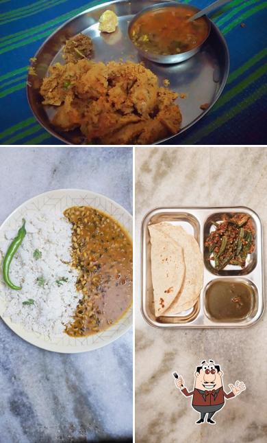 Meals at Jmd tiffin center