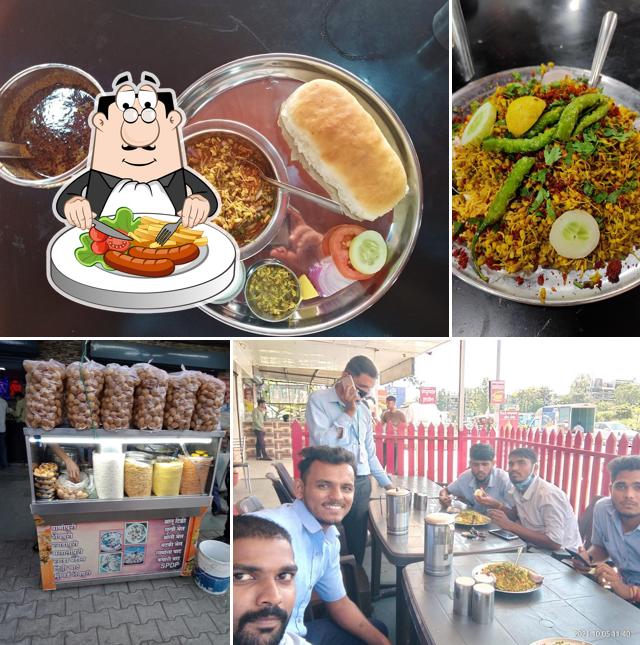 Food at Jogeshwari Misal and Bhel