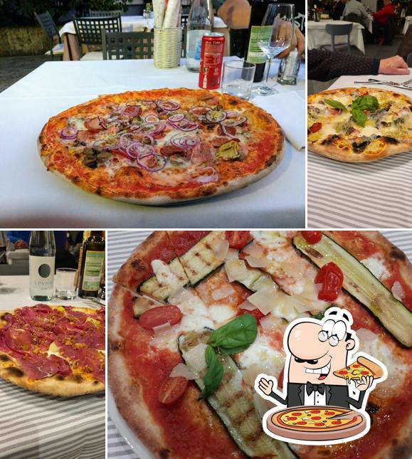 A Pizzeria Jonathan, puoi assaggiare una bella pizza