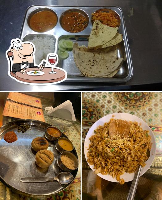 Food at Rajasthani Bhojan