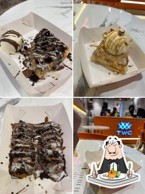 Food at THE WAFFLE CO