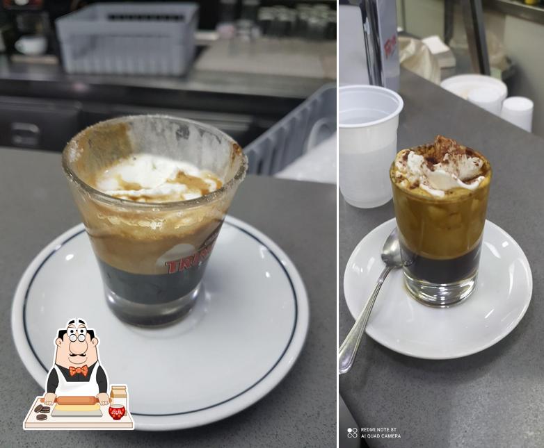 Bar Gianni unica sede dal 1970 serve un'ampia selezione di dessert