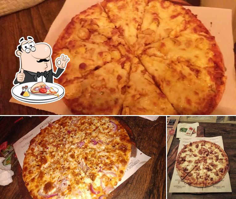 Order pizza at VINTAGE CAFE - KHARAGPUR
