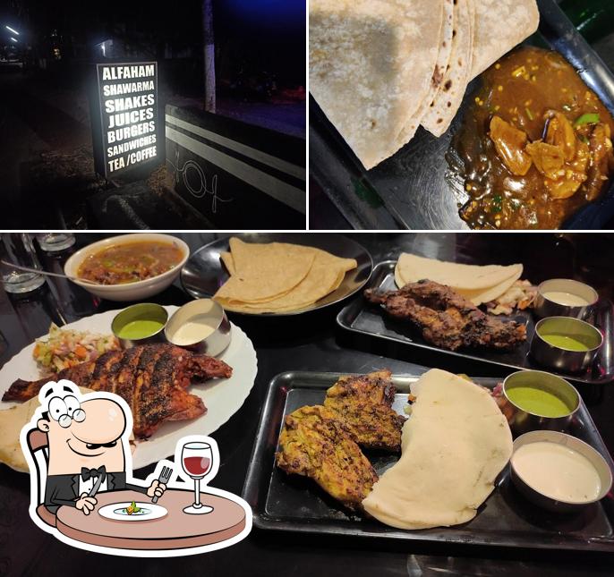 The image of Hotel Karnoor’s food and exterior