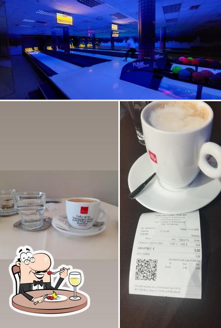 Questa è la foto che raffigura la cibo e bevanda di Lana Center
