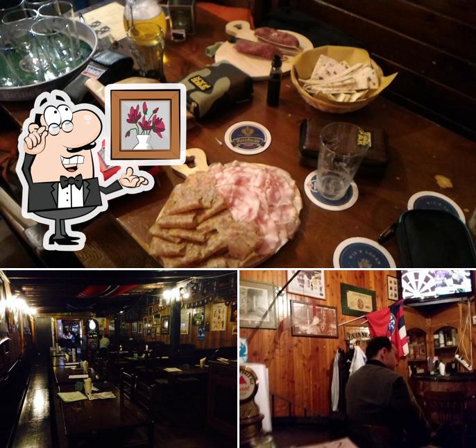 Dai un'occhiata agli interni di Osteria Del Lupo