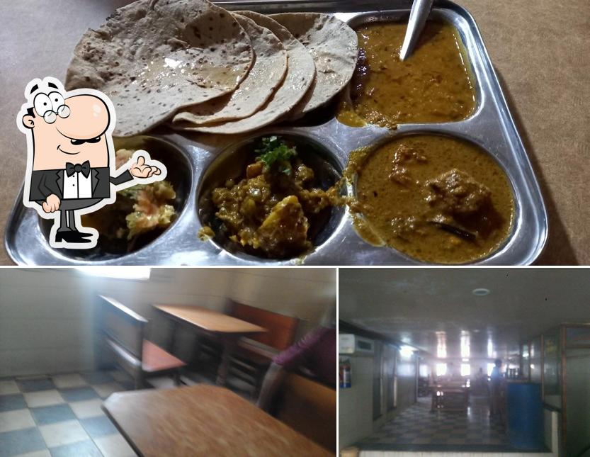 The photo of Yadav Hotel Family Restaurant’s interior and food