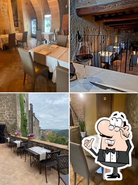 Siediti a un tavolo di Il Caveau Restaurant Pitigliano