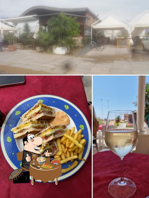 Dai un’occhiata alla immagine che mostra la cibo e esterno di Chiosco Pessotto