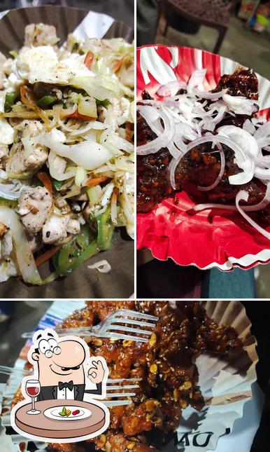 Food at Ravi Food Zone