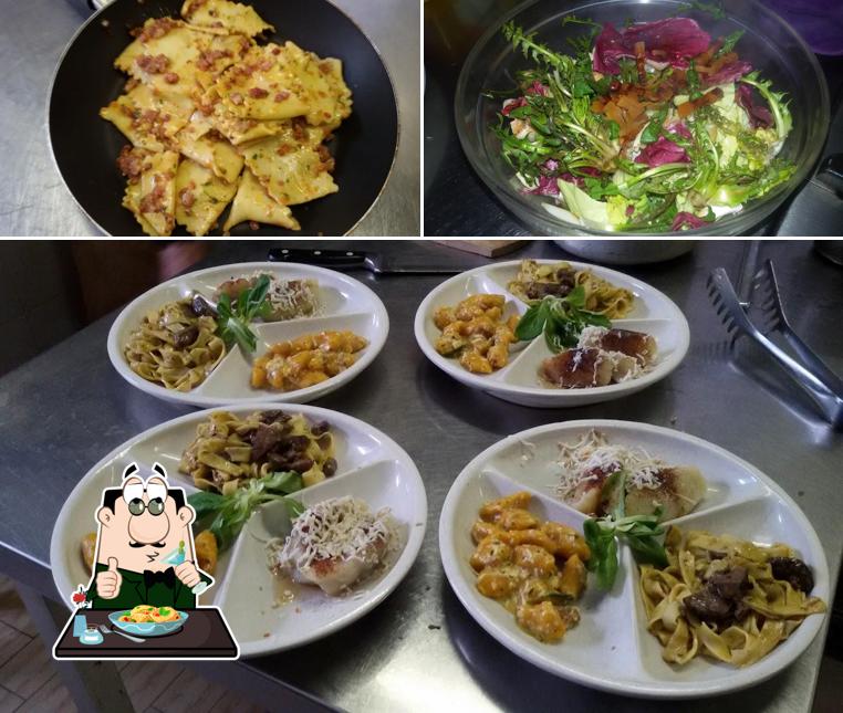 Platti al Trattoria Da Maria di Lena Anna Maria