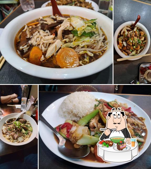 Sopa quente e azeda picante chinesa em Restaurante Laomazi