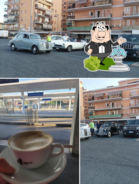 Tra le varie cose da Bar Della Stazione si possono trovare la esterno e cibo