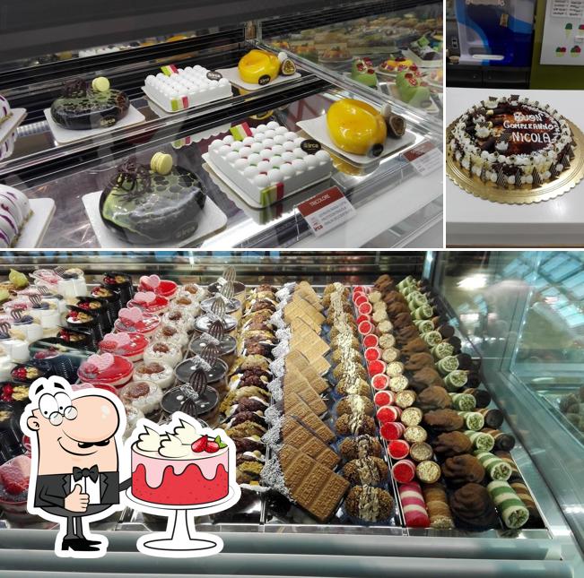 Ecco un'immagine di Capricci e Dolcezze - Gelateria & Pasticceria