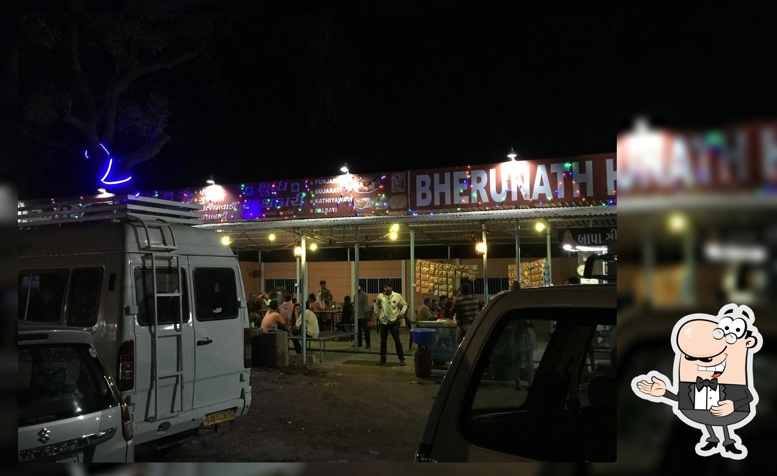 Bapa Sitaram hotel best Quality tea and food