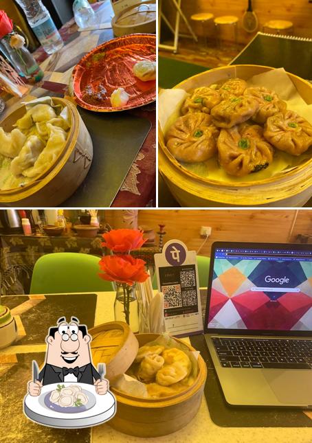 Dumplings at Cafe Del 37