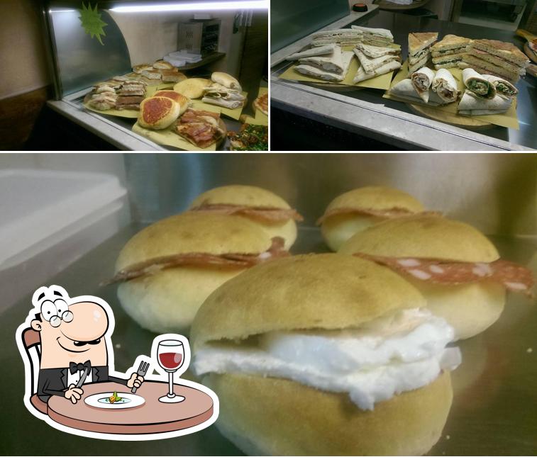 Platti al Pizzeria Il Grottino Di Melacotte Luca & C. Snc