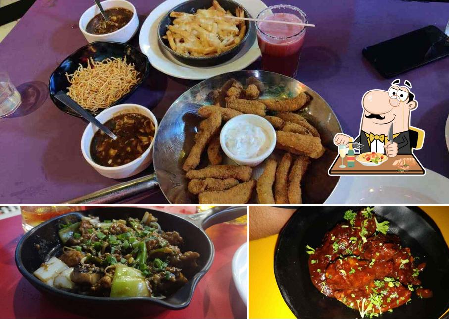Meals at Pop Tate's Korum Mall