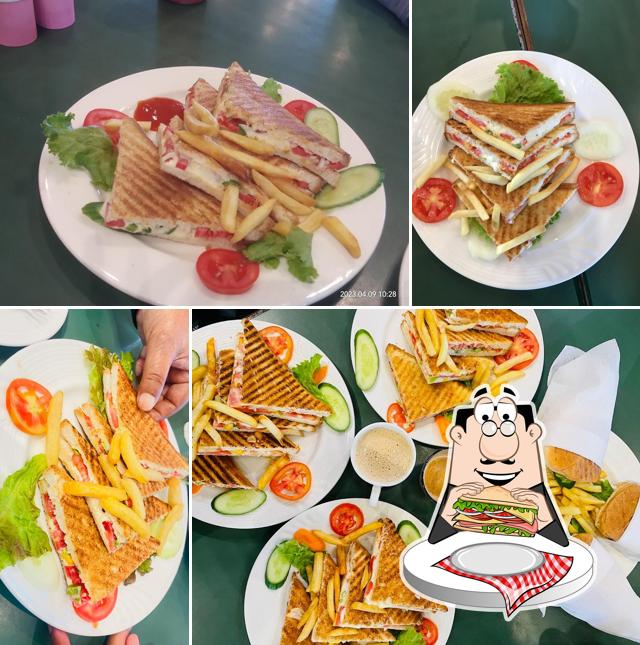Club sandwich at Cheetal Grand