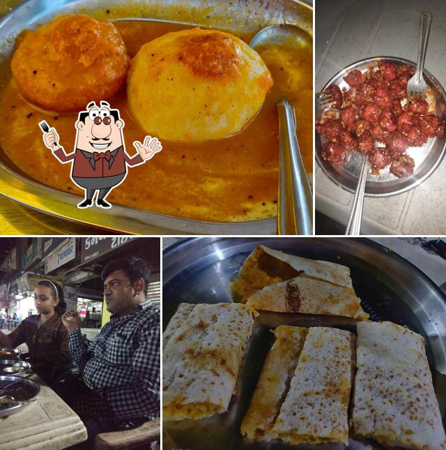 Food at Raju Bhai Dhosa Wala