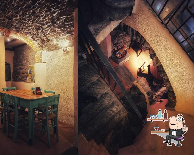 Gli interni di Al Campanone Enoteca con cucina