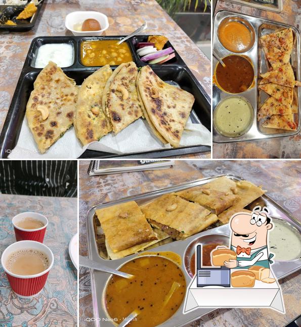 Garlic bread at Gwaala Sweets and Restaurant Garlic bread at Gwaala Sweets and Restaurant