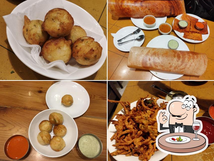 Food at 22nd Parallel Karelibaug