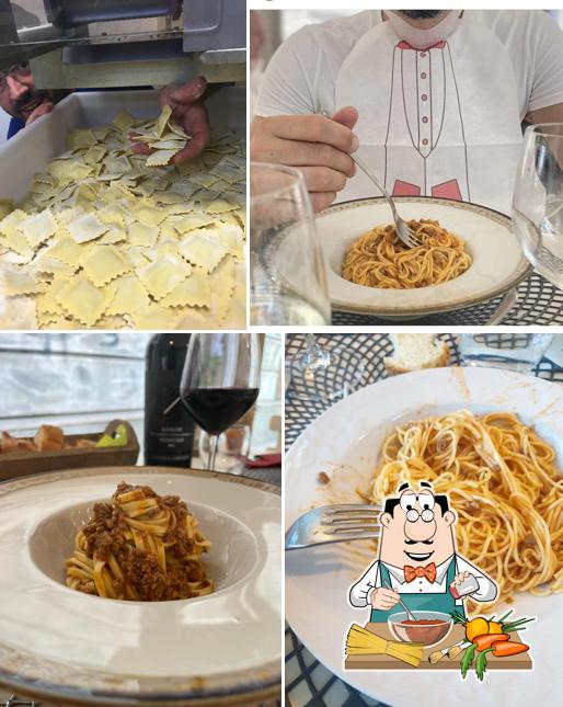 Spaghetti alla bolognese al La bottega del Grillo