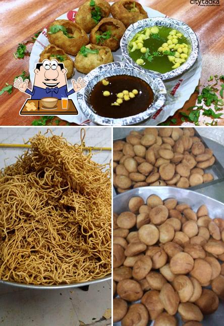 Food at NareshBhai Bhelwala