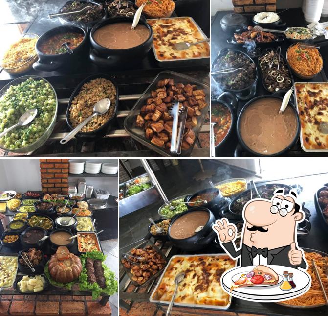 Consiga pizza no Restaurante Panela Velha