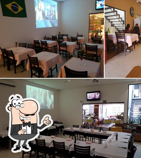 Veja imagens do interior do Restaurante Dom Pimenta