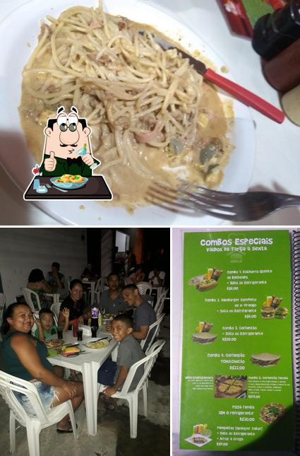 Comida em Pizzaria e Lanches Gerlan