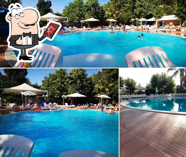 Gli esterni di Ristorante Anfiteatro Cumano "Villa Giulia"