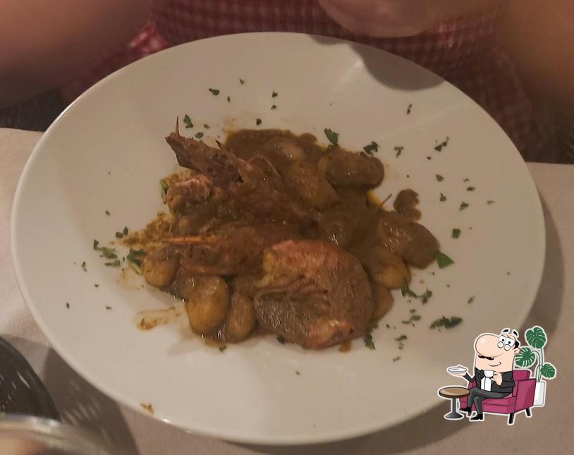 Tablinum si caratterizza per la interni e cibo