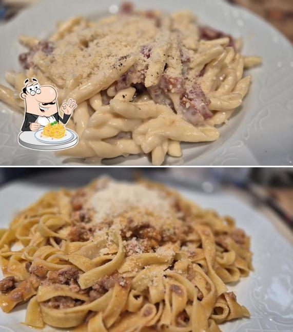 Spaghetti alla carbonara al Dispensa Emilia Aura Spaghetti alla carbonara al Dispensa Emilia Aura