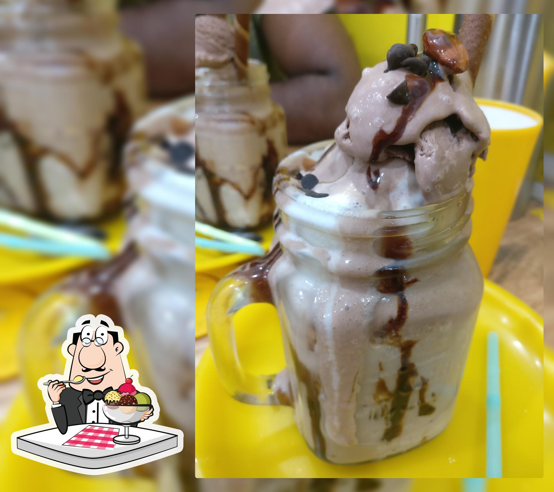 Eggs & co. The juice,shake,Ice cream corner