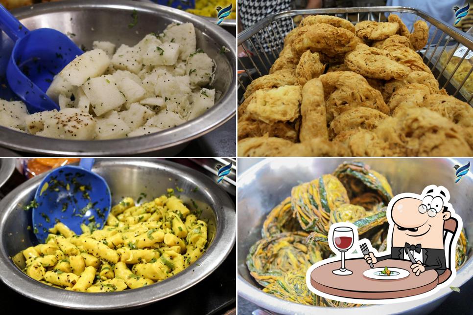 Food at Bhikhabhai Bhajiyawala & Sons