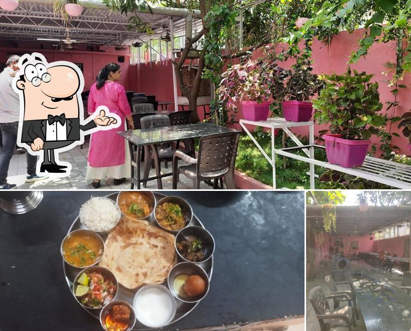 The image of Jain Varities’s interior and food