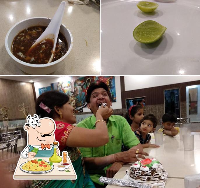 Food at Panditayin Dhaba