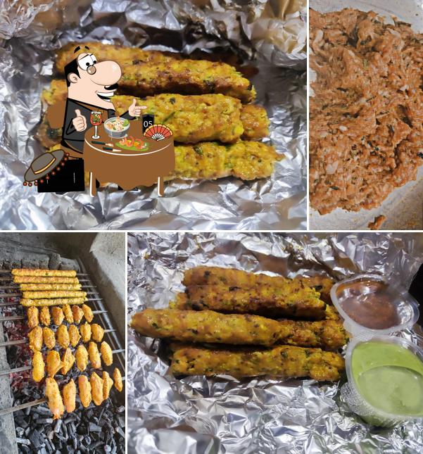 Food at Ayesha chicken mamna