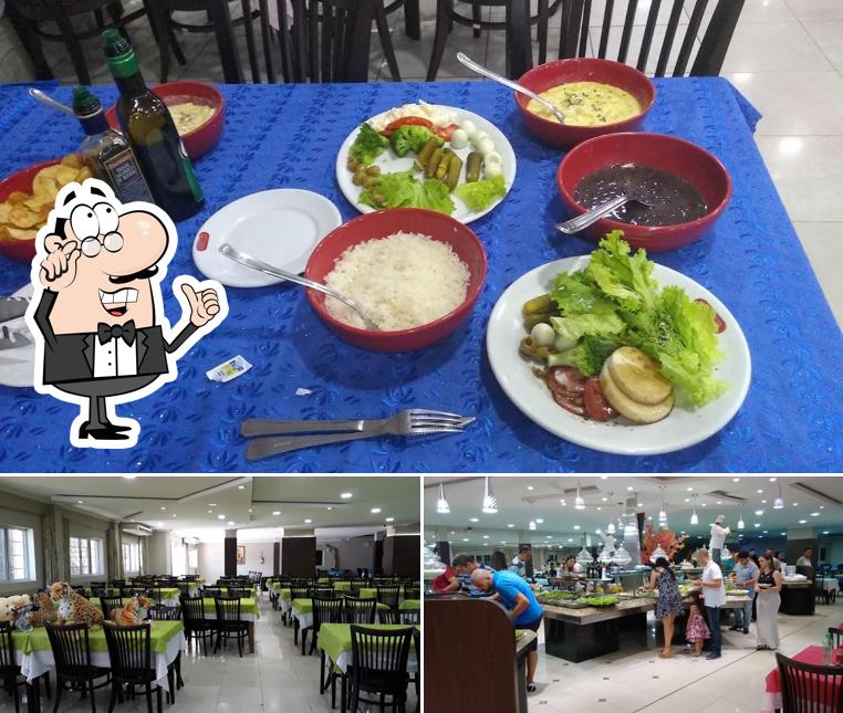 Sente em uma das mesas no Estrela De Prata Executive - Churrascaria