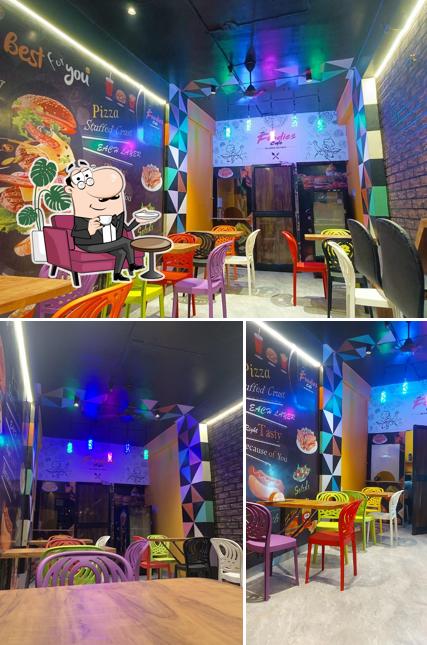 Check out how Foodies Cafe looks inside