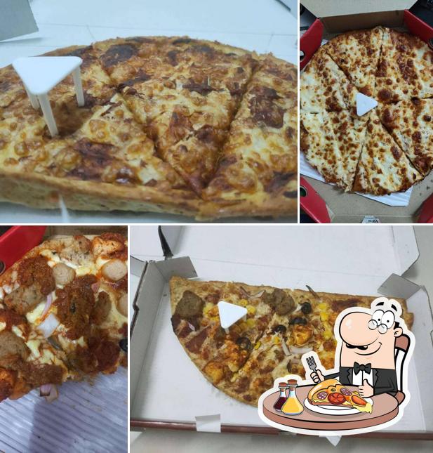 Order pizza at Oven Story Pizza