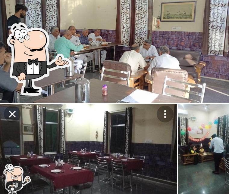 NH-21 Family restaurant and cafe