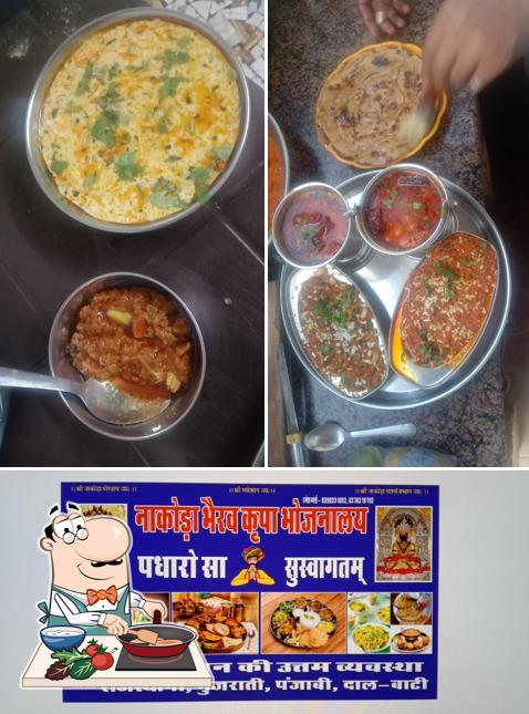 Chicken curry at Nakoda Bhairav kripa bhojanalay