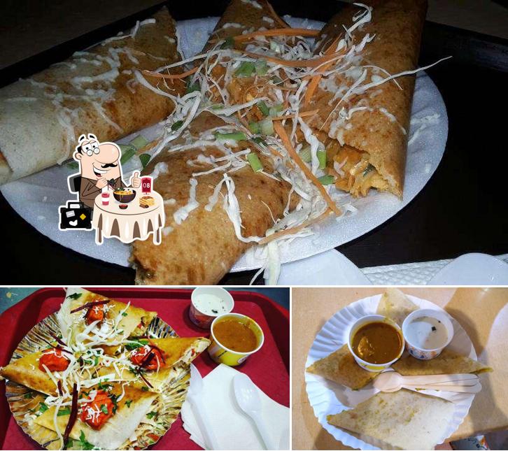 Food at Dosa Plaza