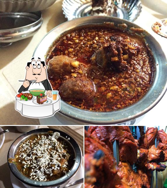 Hot and sour soup at Hotel Mejwani