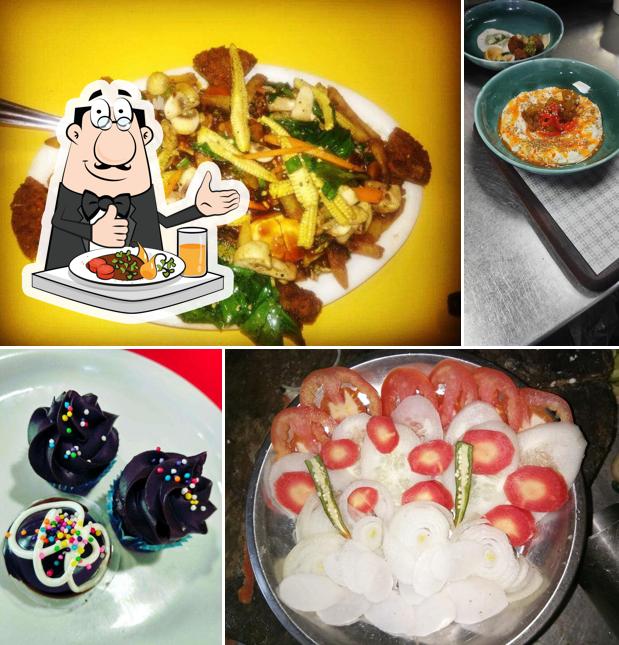 Food at OVEN PLUS BISTRO