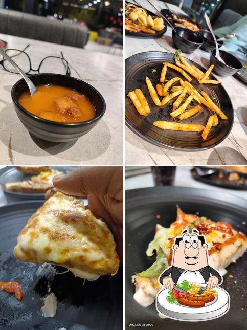 Meals at Pomo's Pizza Randheja Gandhinagar