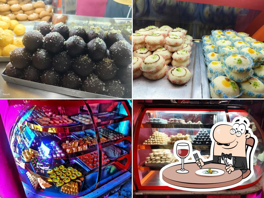 Tapan Kakur Mistir Dokan (Tapan Sweet Shop)